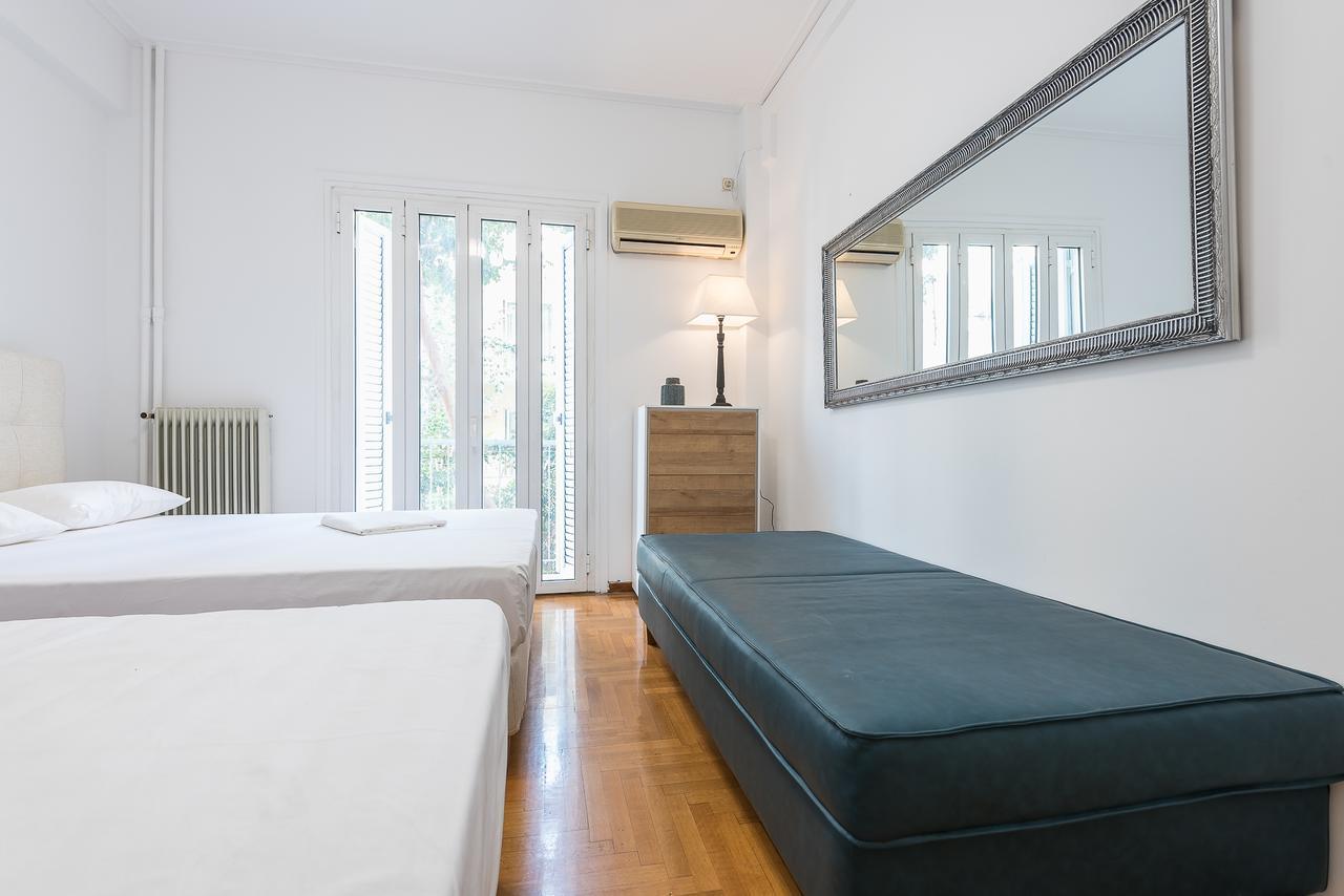 Victoria Grand Palace Apartments Афины Экстерьер фото